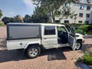 Toyota Land Cruiser courier shootout