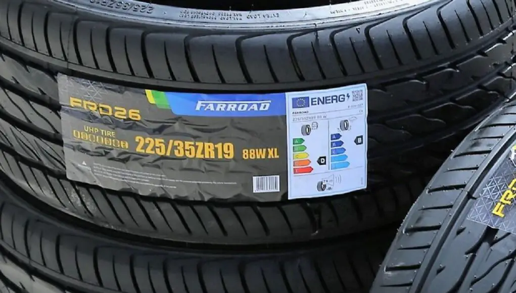 A close up of the tire label for FarRoad FRD26 tires