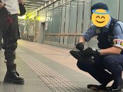 Japanese cop gives up his own shoelaces to motorcyclist