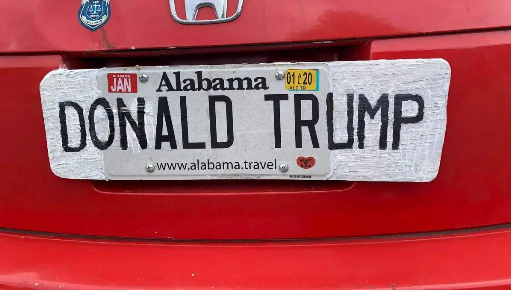 License plate in Hoover, AL spells out Donald Trump