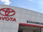 Schaumburg Toyota front sign