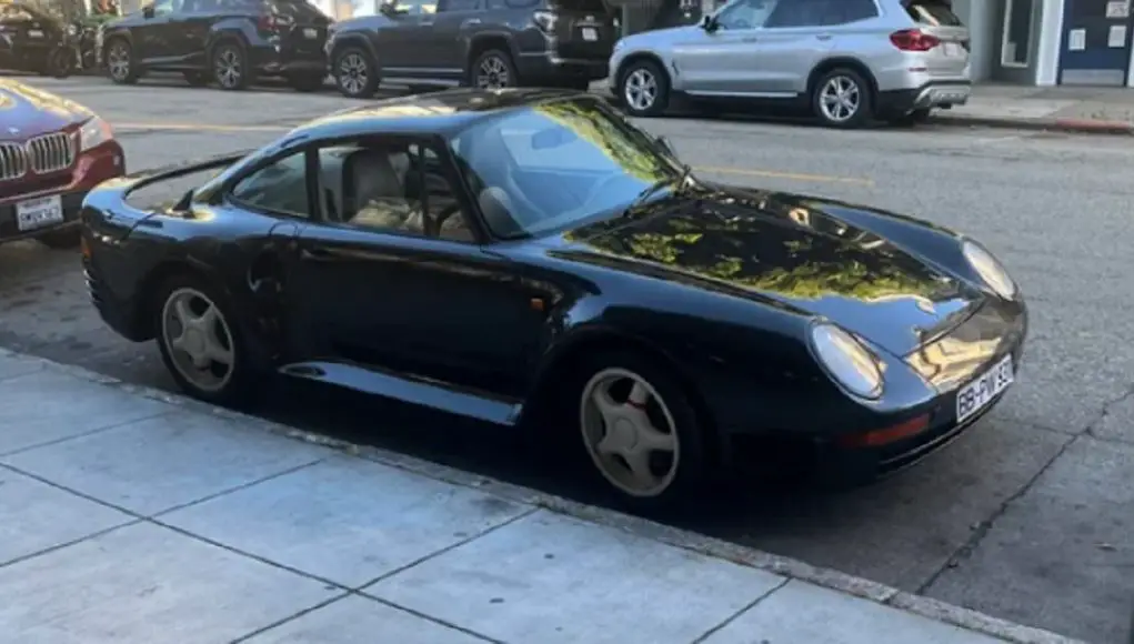 $3+ Million Porsche 959 S Prototype street parked in SF with the windows down and keys in it;.