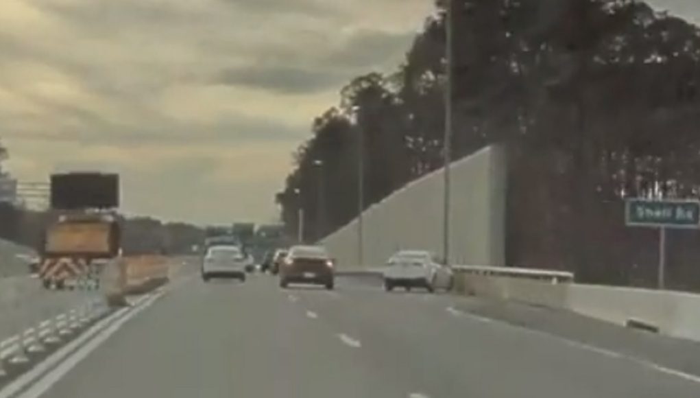 no look lane change in Chesapeake, VA causes major collision
