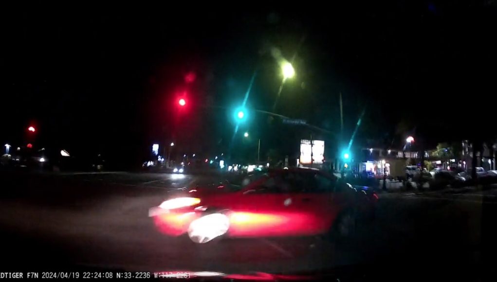 Driver in Vista, CA commits hit-and-run after running red light.