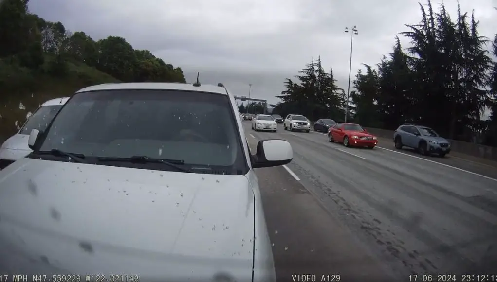 hit and run driver hits car twice on I-5 in Seattle, WA on July 3,2024