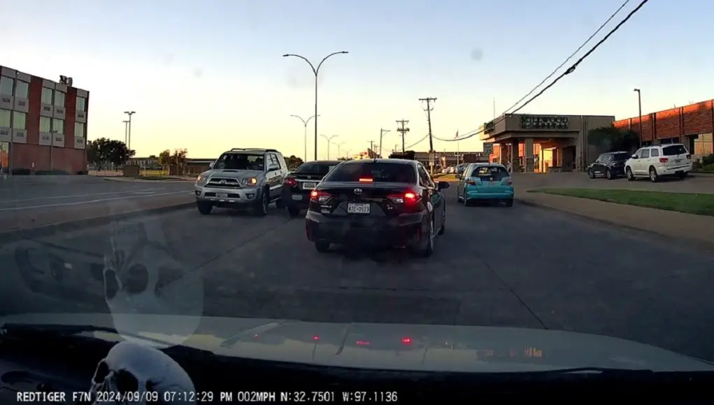 Driver on N Cooper St. in Arlington spotted driving on the wrong side of the road.