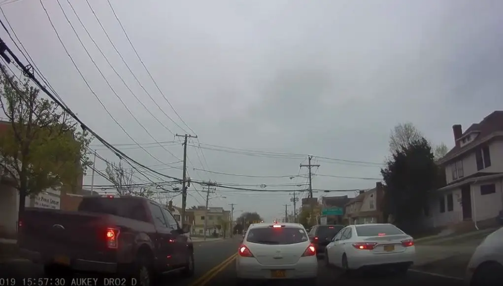 Driver in Hicksville drives on the wrong side of Jerusalem Ave.