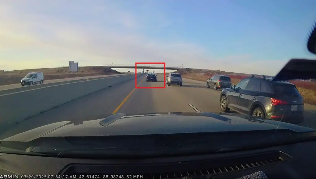 Speeder in the fast lane on I-43 in Janesville, WI blows past cop in the fast lane. Gets immediatly pulled over.
