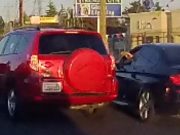 Road rager pulls a gun on other driver after getting cut off turning onto Minnehaha