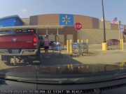 Idiot in Red Oak Walmart parking lot stops in the middle of parking aisle so his partner can load up their groceries, inconveniencing strangers.