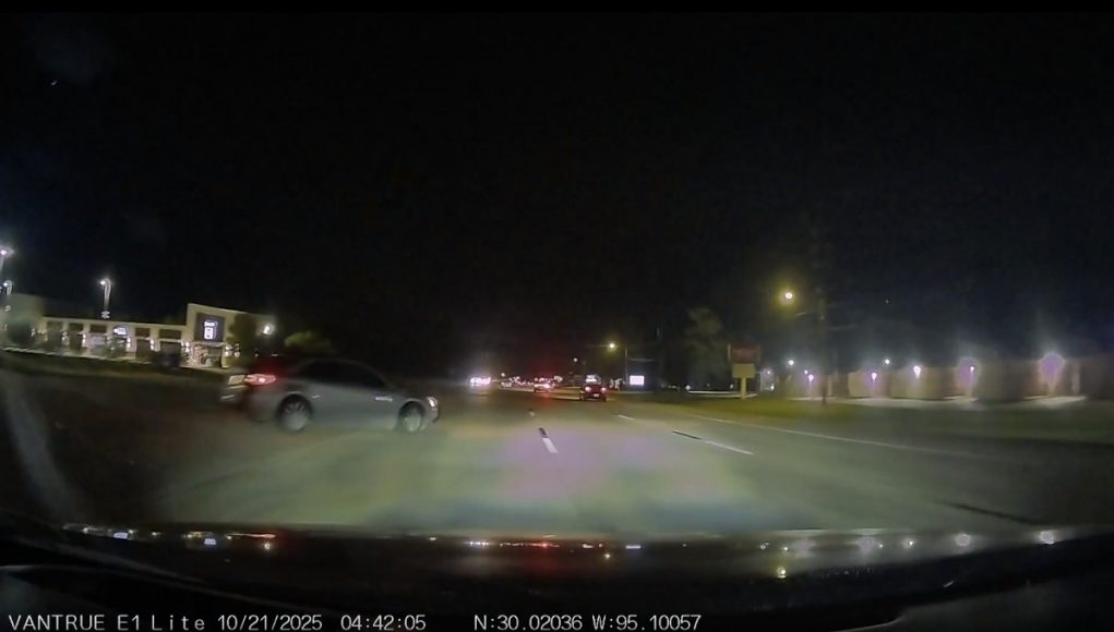 The Shops at Huffman near miss failure to yield Driver exiting the Shops of Huffman makes near disastrous early morning mistake after failing to yield before turning.