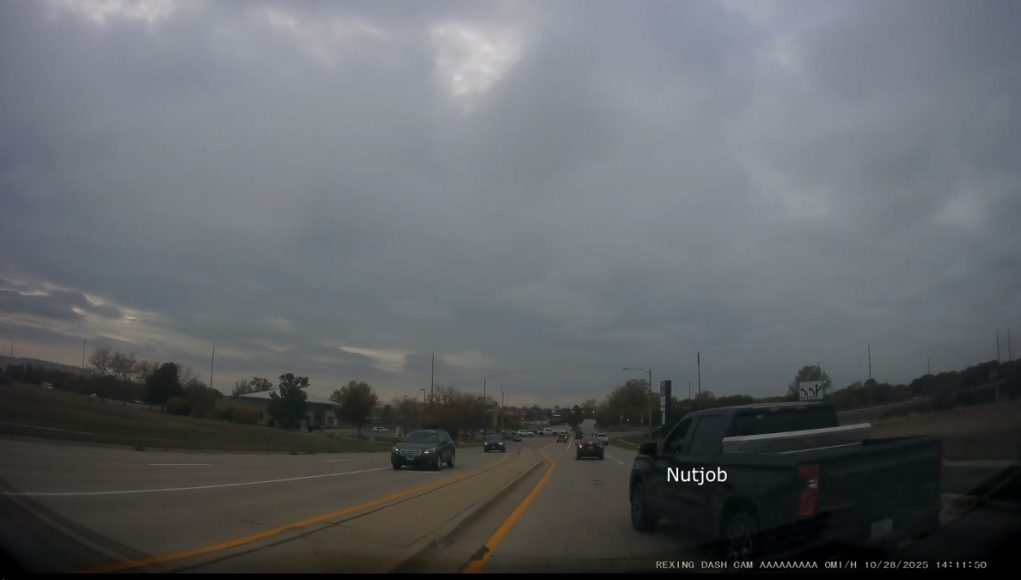 road rager normal ill Road Rager in Normal upset at turner waiting a whole 10 seconds to turn onto Greenbriar.