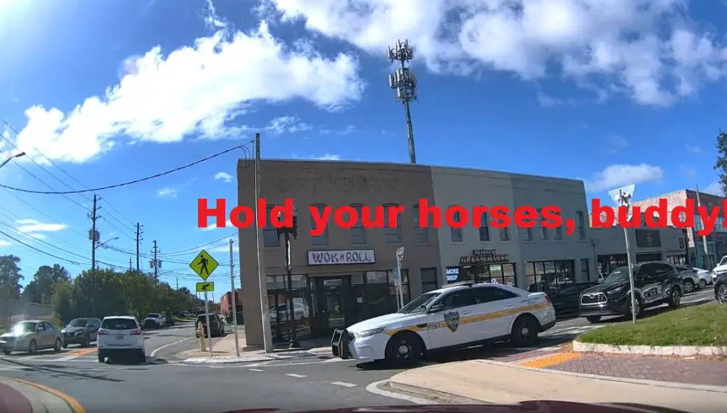 This Jacksonville CSO officer almost broke an import roundabout traffic rule.
