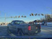 Pea brain in Hudson, N.H. makes makes u-turn across another lane in front of dash cam owner. Narrowly avoids making their own t-bone.