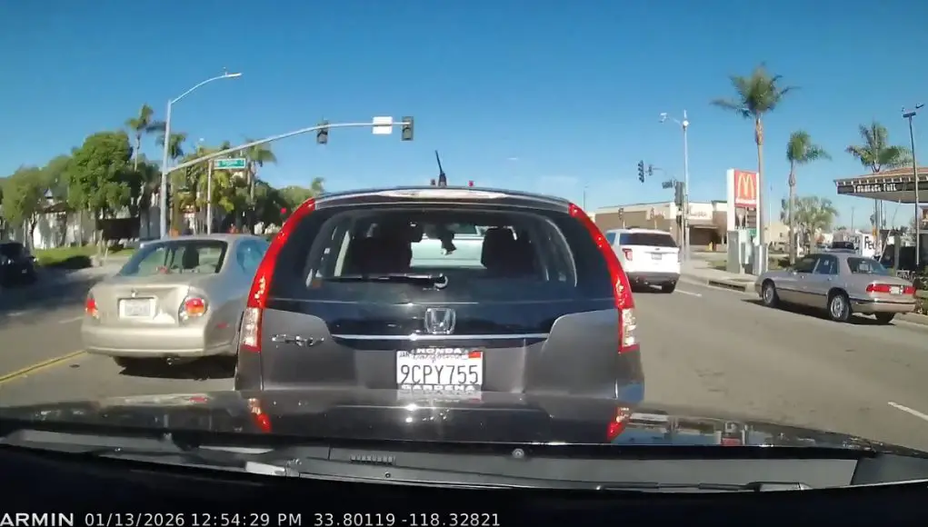 Torrance, CA: Elderly Driver At Crenshaw & Amsler Rear-Ends Car, Then Backs Up, Accelerates, and Smashes Into Dashcam Owner Elderly driver lets his foot off the gas, crashes, and then reverses hard into dashcam owner's front bumper.