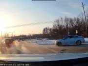 Stopped car at Martin Parkway & Pontiac Trail roundabout almost ends in unnecessary crash.