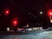 Reading, Mass: Driver On Willow And Lowell Can’t Be Bothered With Red Light, Almost Gets Into T-bone Collision Red light runner at Willow St. and Lowell St. finds out in real time why they should've waited. Almost gets t-boned.