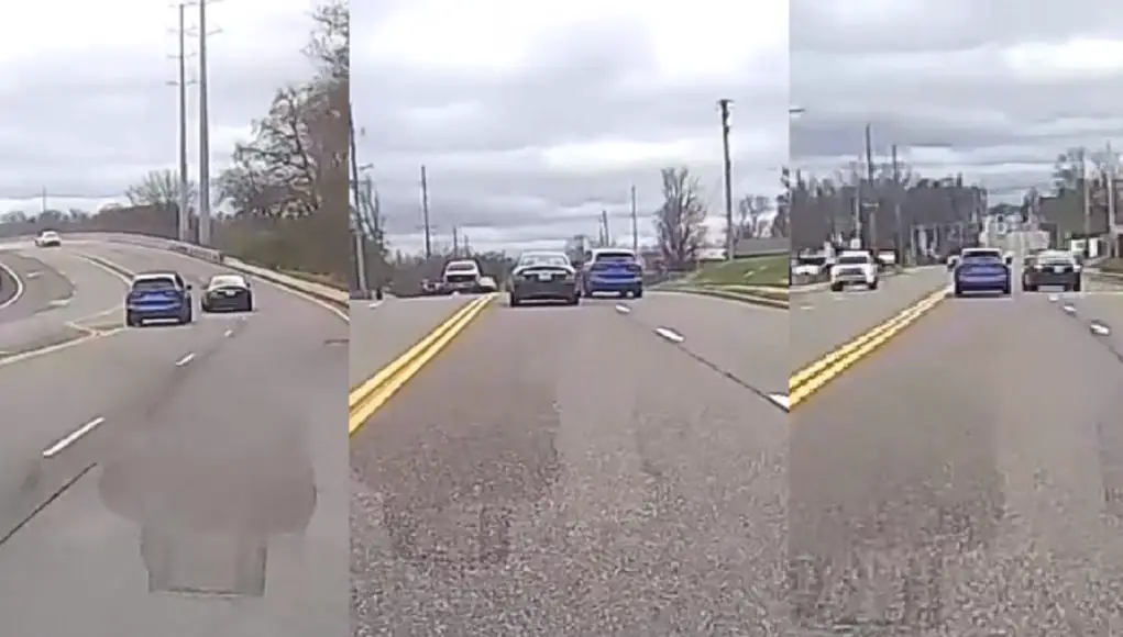 St Louis MO road rage down Union Rd BMW and Mercedes driver engage in back-and-forth road rage dual, cutting each other off multiple times.