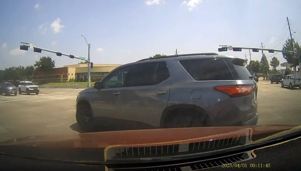 Carrollton, TX Insane Driver Busts Illegal U-Turn AT Frankford Marsh Crazy driver in Carrollton busts illegal u-turn from outer turn lane. Almost causes own t-bone accident.