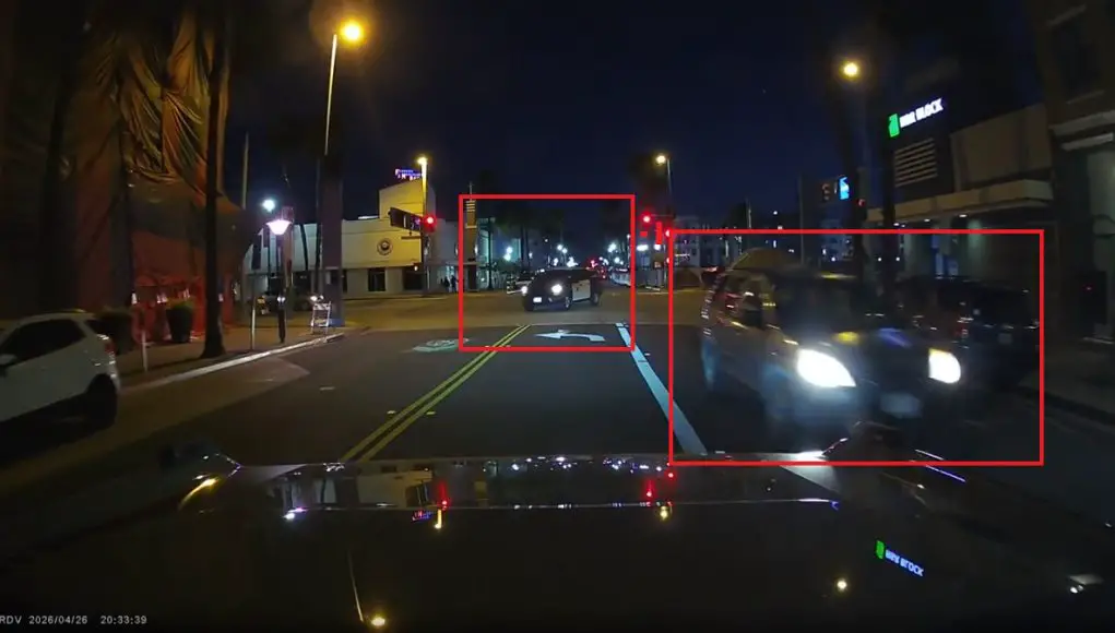 Confused driver heads the wrong way down 4th St, confidently assuming it was just a one-way. Pulled over instantly by LBPD.