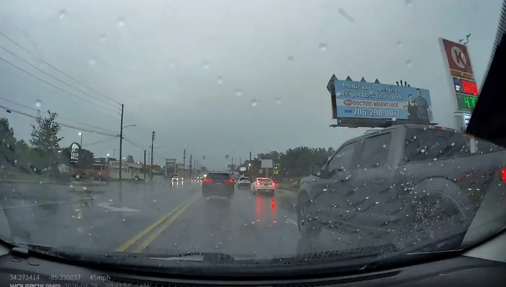 Rome, GA: “No Look” Pickup Driver Tries A Simultaneous Signal Into Lane Change On Shorter Ave, Nearly Wipes Out Dashcam Owner Ford F-150 driver pulls simultaneous signal/lane change, almost wipes out dashcam owner.