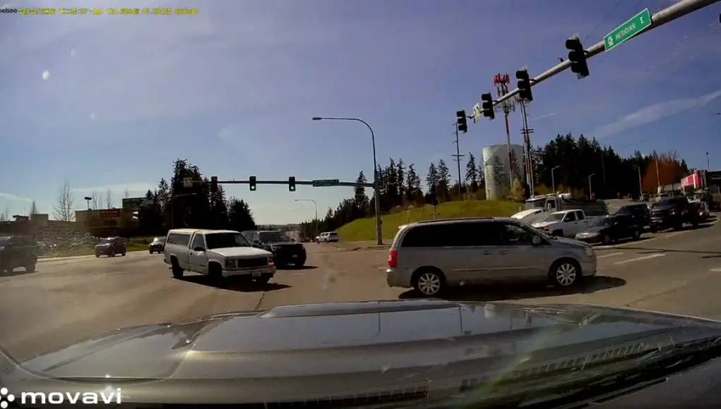 Is this the worst intersection in the South Hill/Puyallup area? Dashcam showing six red light runners, one after another, says yes.