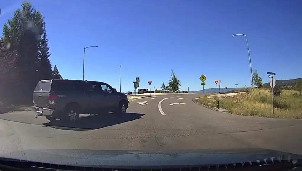 Stop Sign runner at Steamboat Blvd and Rockies Way thinks they're optional.