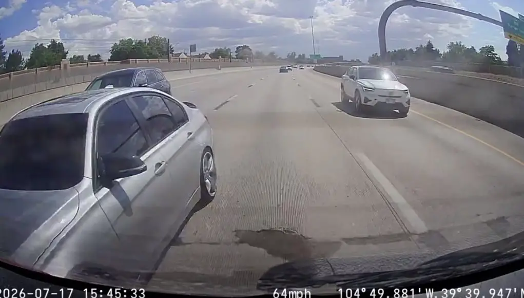 Aurora, CO: Reckless Speeder In BMW Rockets Through I-225 Traffic, Escapes Multi-Car Crash by Inches Extreme speeder on I-225 nearly causes multi-vehicle crash after dangerous, high-speed lane change.