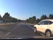 Dublin, OH: Doofus Off The 33 Blindly, Without Signaling, Changes Lanes On Avery-Murfield – Nearly Sideswipes Dashcam Owner Doofus lady changes lanes without signaling coming off the 33. Almost sideswipes dashcam owner.