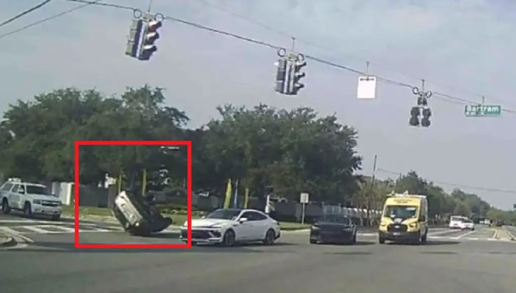 Doofus makes left onto Bertram from FL-10 without yielding to fast, oncoming traffic. T-boned, ending up on their side.
