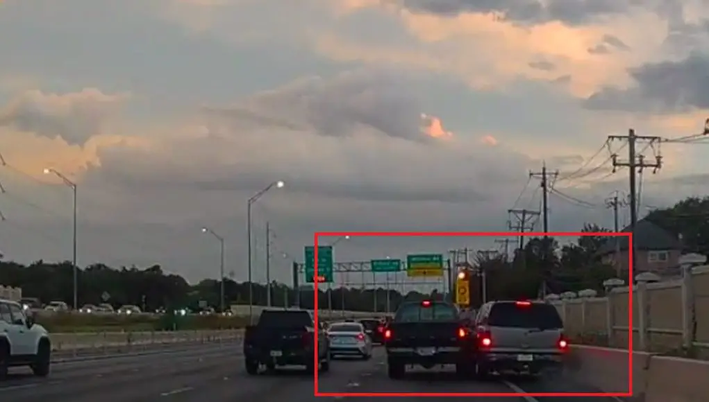 Austin, TX: Idiot On The MoPac Expressway Tries To Pass On The Shoulder, Wrecks His SUV into an Innocent Driver’s Truck Idiot on the MoPac tries to pass on the shoulder, ends up causing collision with innocent driver.