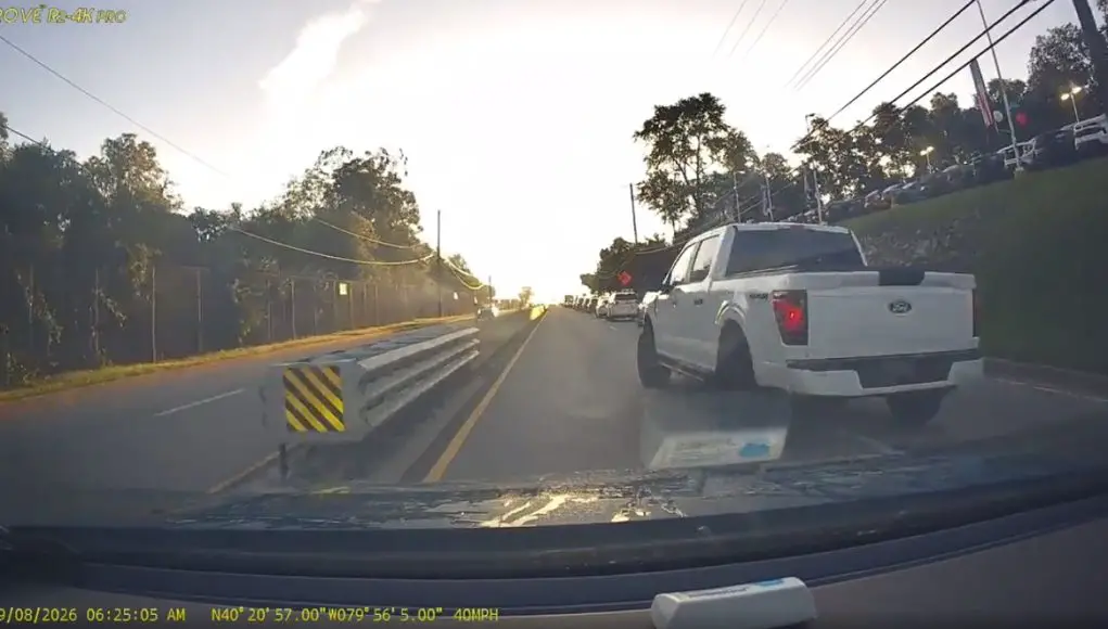 Drivers along Lebanon Church Rd refuse to zipper merge with one doofus actively blocking someone from trying to do so.